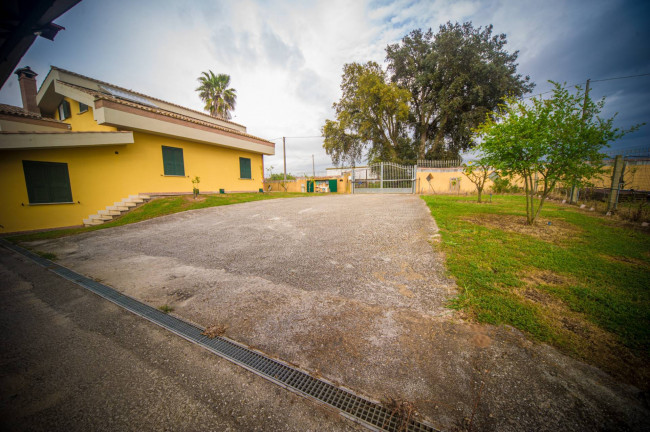 Villa in vendita a Nettuno