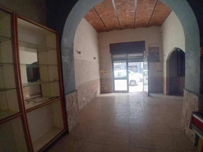 Locale commerciale in vendita a Nettuno
