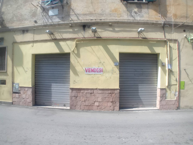 Locale commerciale in vendita a Nettuno