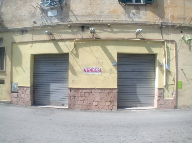 Locale commerciale in vendita a Nettuno