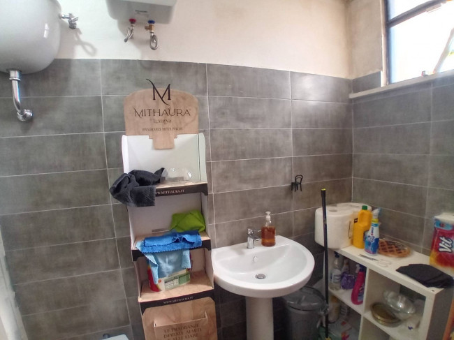 Locale commerciale in affitto a Nettuno