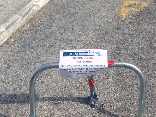 Posto auto scoperto in vendita a Nettuno