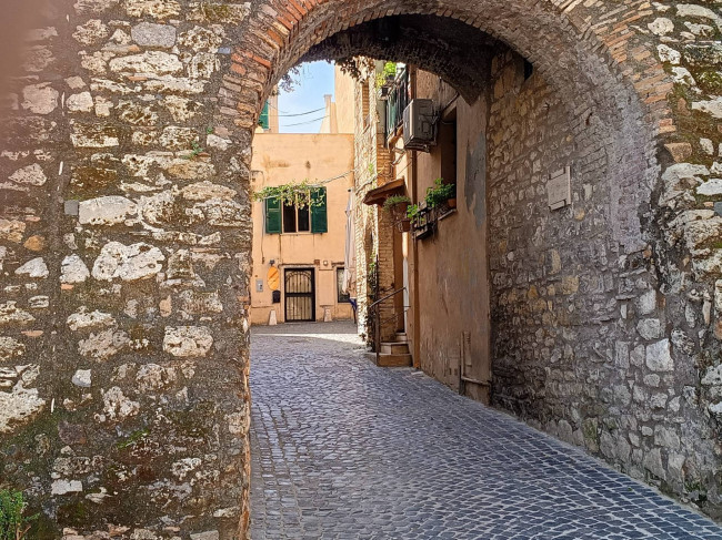 Appartamento in vendita a Nettuno