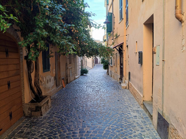 Appartamento in vendita a Nettuno