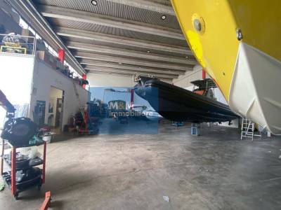Capannone in vendita a Nettuno