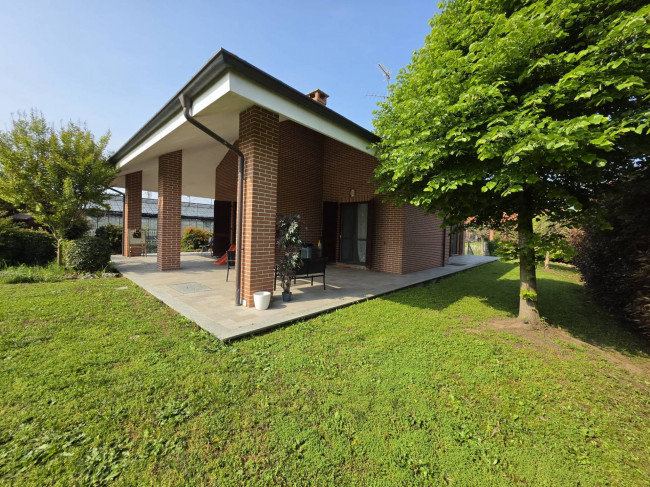 Villa in vendita a Asti