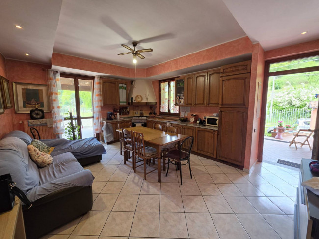 Villa in vendita a Asti