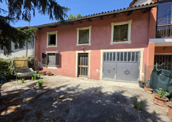 Rustico in vendita a Asti