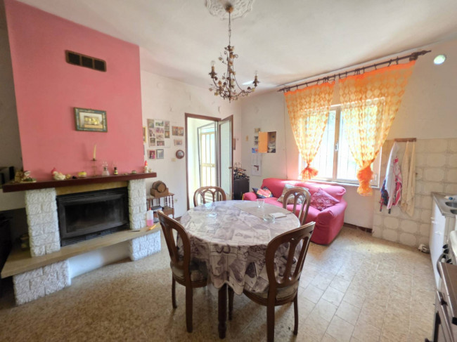 Rustico in vendita a Asti