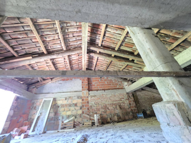 Rustico in vendita a Asti