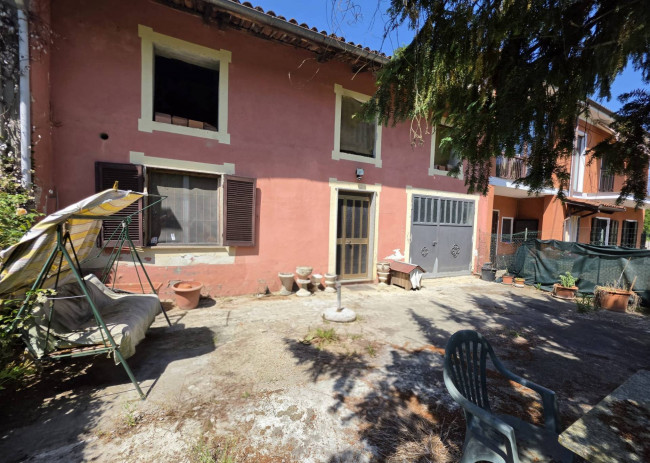 Rustico in vendita a Asti