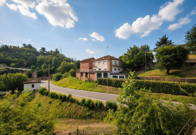 Villa in vendita a Mongardino