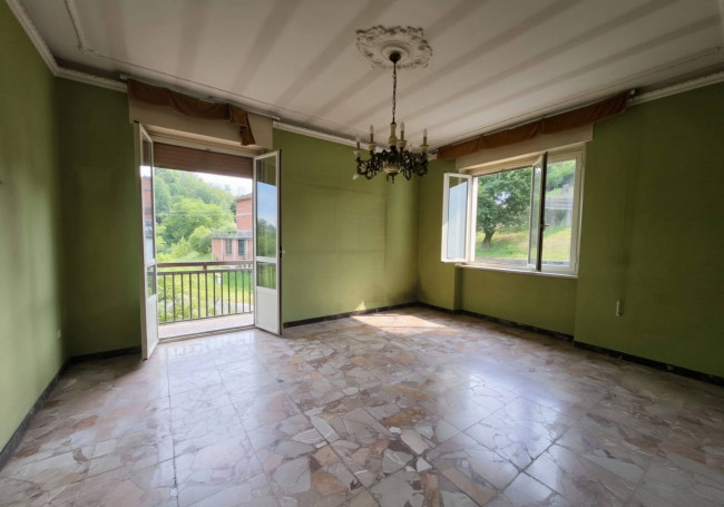 Villa in vendita a Mongardino