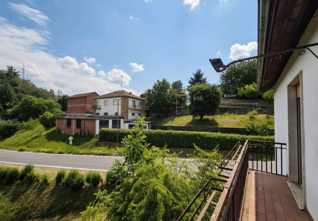 Villa in vendita a Mongardino
