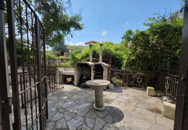 Villa in vendita a Mongardino