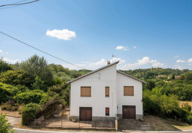 Villa in vendita a Mongardino