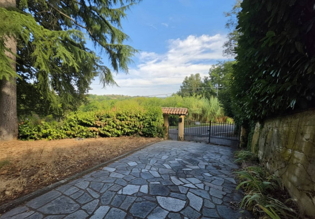 Villa in vendita a Portacomaro