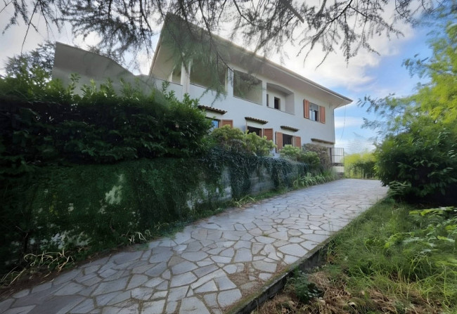 Villa in vendita a Portacomaro