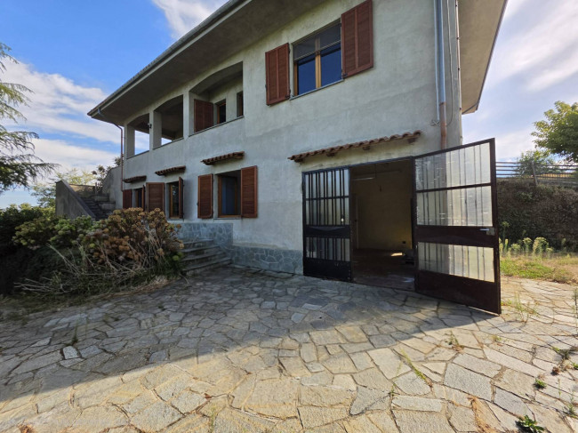 Villa in vendita a Portacomaro
