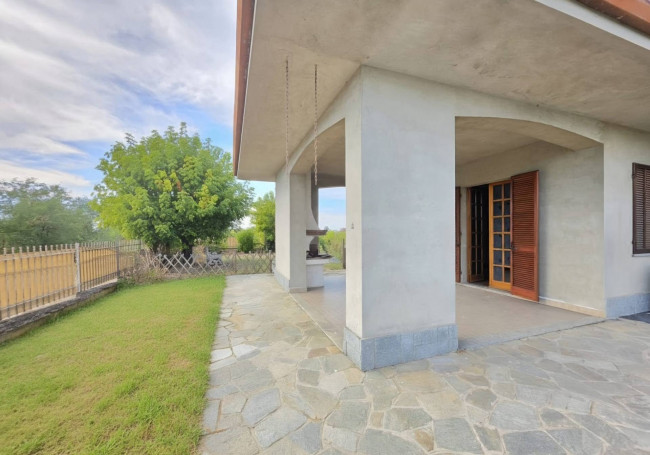 Villa in vendita a Portacomaro