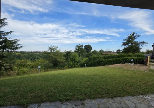 Villa in vendita a Portacomaro