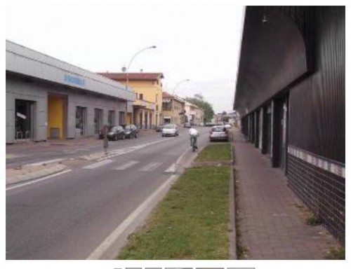 Capannoni in Vendita a Lissone