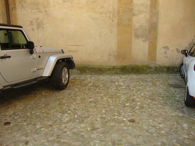 Box auto - Posto auto BOLOGNA affitto  Centro storico  BolognaCentro Srl