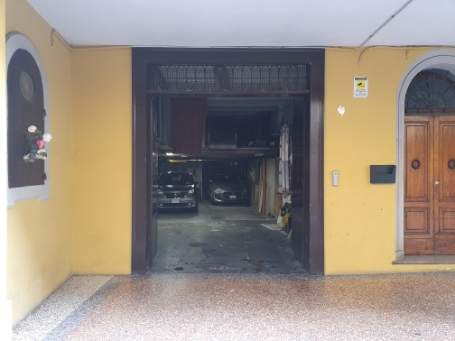 Garage/Box/Posto auto in vendita a Centro Storico, Bologna (BO)
