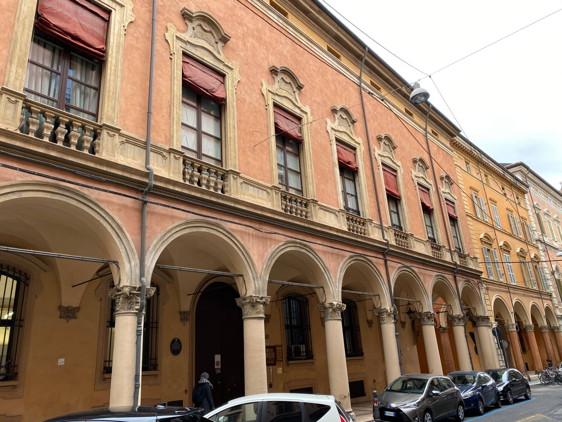 Ufficio in vendita a Centro Storico, Bologna (BO)