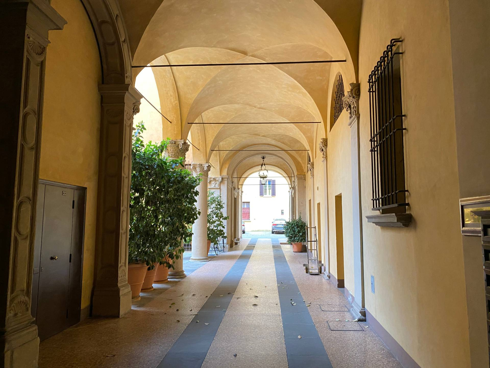 Ufficio - Loc.Com. BOLOGNA vendita  Centro storico  BolognaCentro Srl