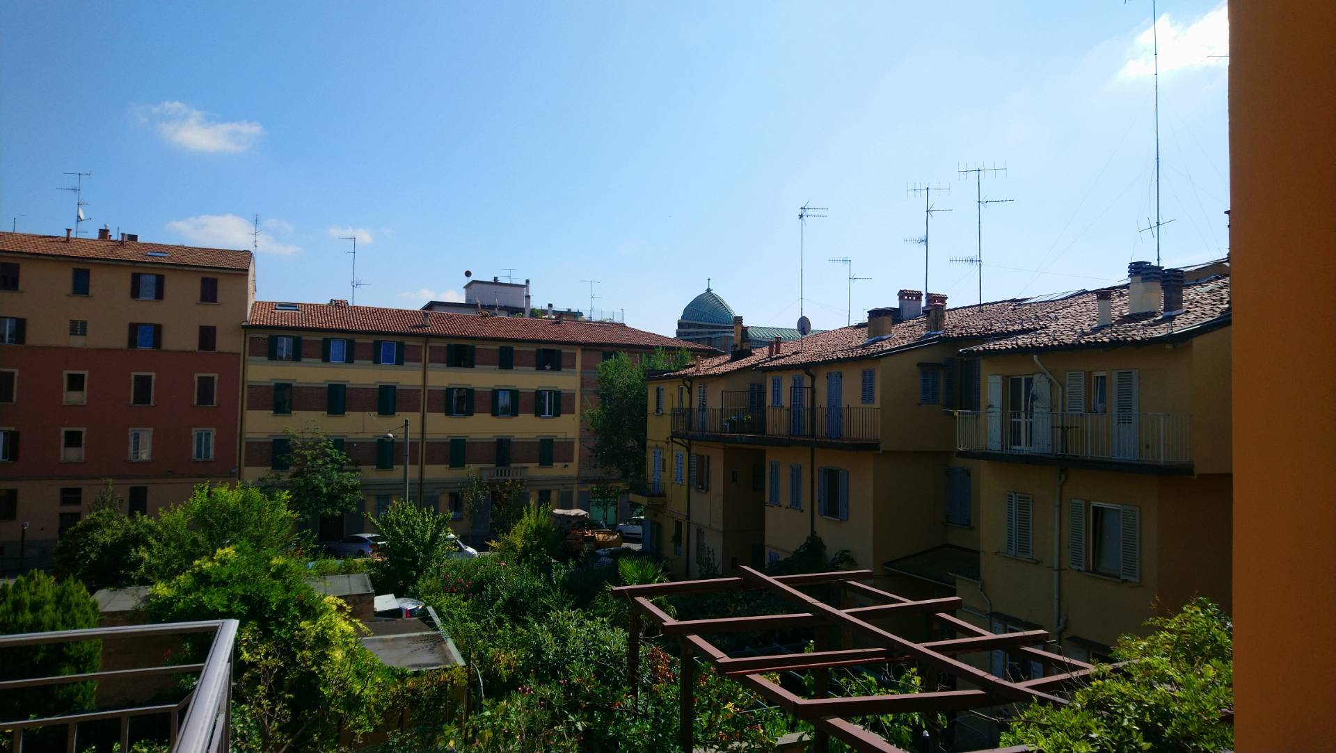  bologna affitto quart: massarenti bolognacentro-srl