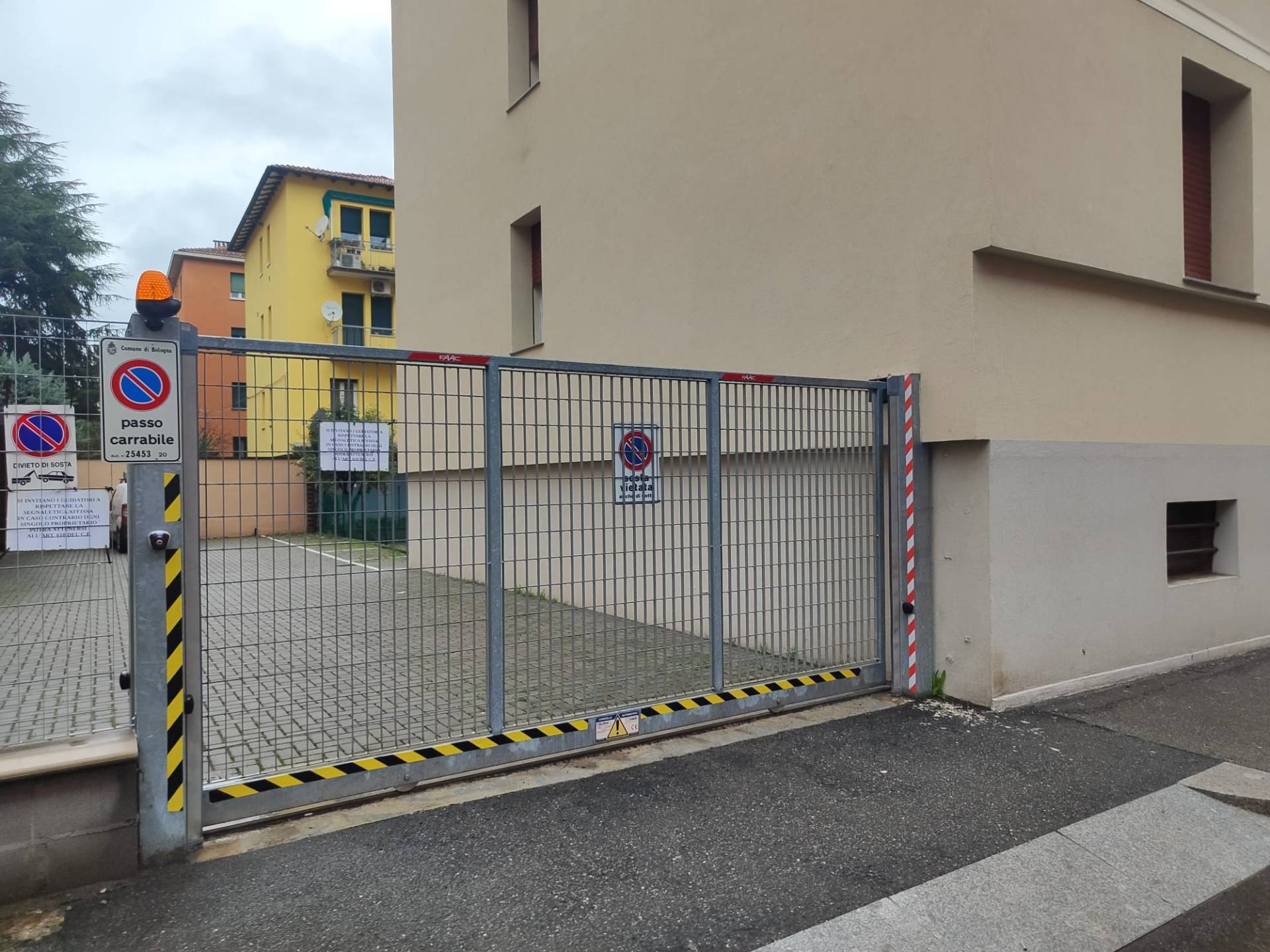 Garage/Box/Posto auto in vendita a Bolognina, Bologna (BO)