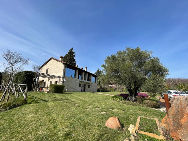 Villa in vendita a Mongardino, Sasso Marconi (BO)