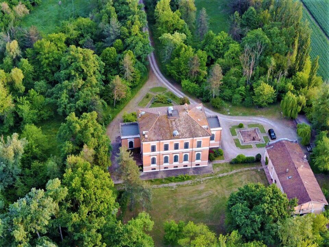 Villa in vendita a Massenzatico, Reggio Nell'emilia (RE)