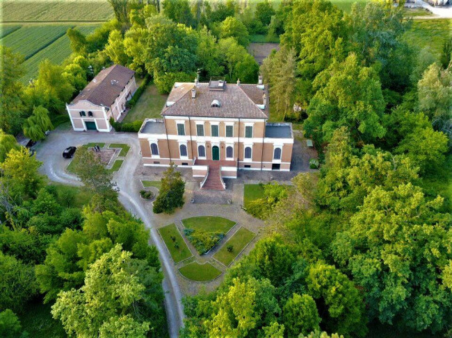 Villa in vendita a Massenzatico, Reggio Nell'emilia (RE)