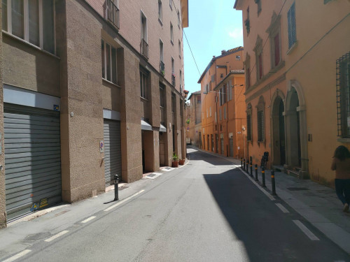 Garage/Box/Posto auto in vendita a Centro Storico, Bologna (BO)