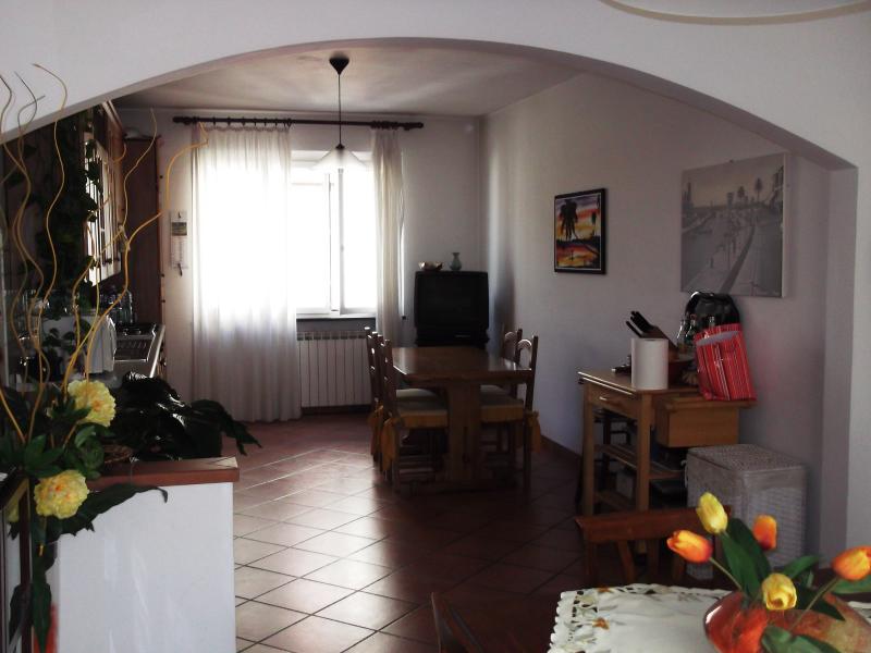 Villa Unifamiliare - Indipendente CAMAIORE vendita  Lido di Camaiore  L