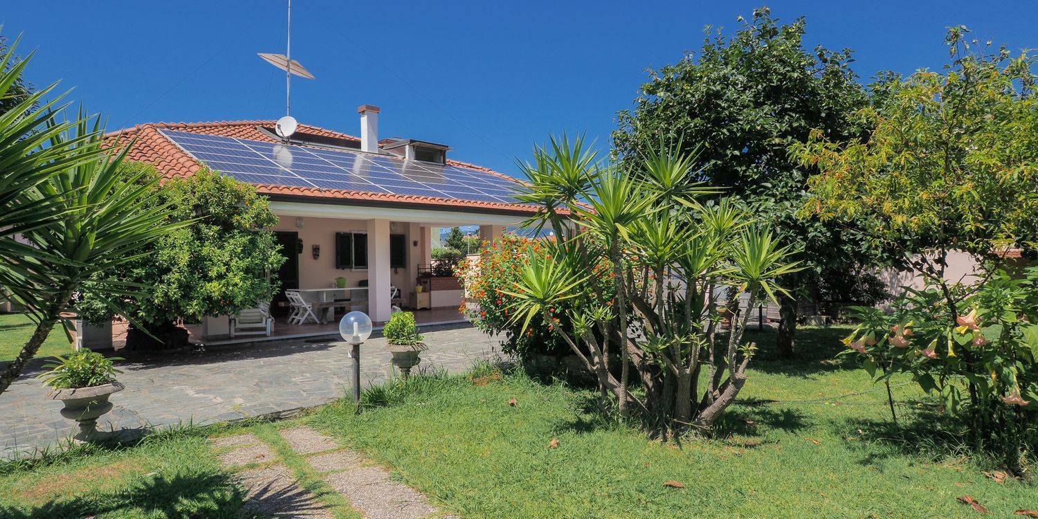  carrara vendita quart: marina di carrara l