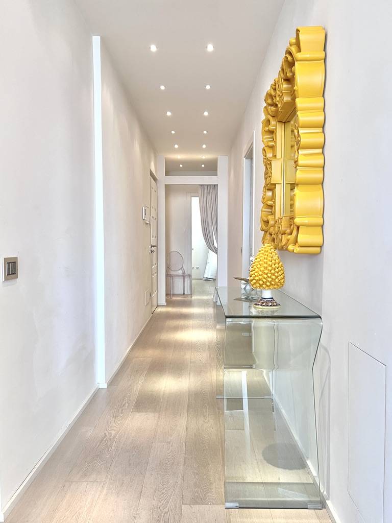 Appartamento in vendita a Viareggio