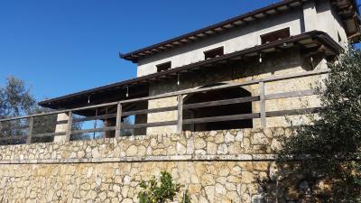 <strong>Rural house in Sale</strong><br />Pietrasanta