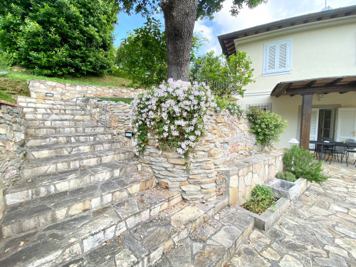 Villa in vendita a Pietrasanta