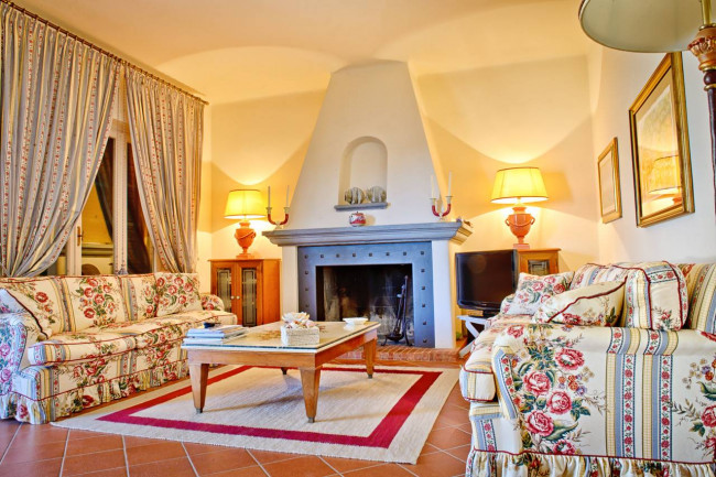 Villa in vendita a Forte dei Marmi
