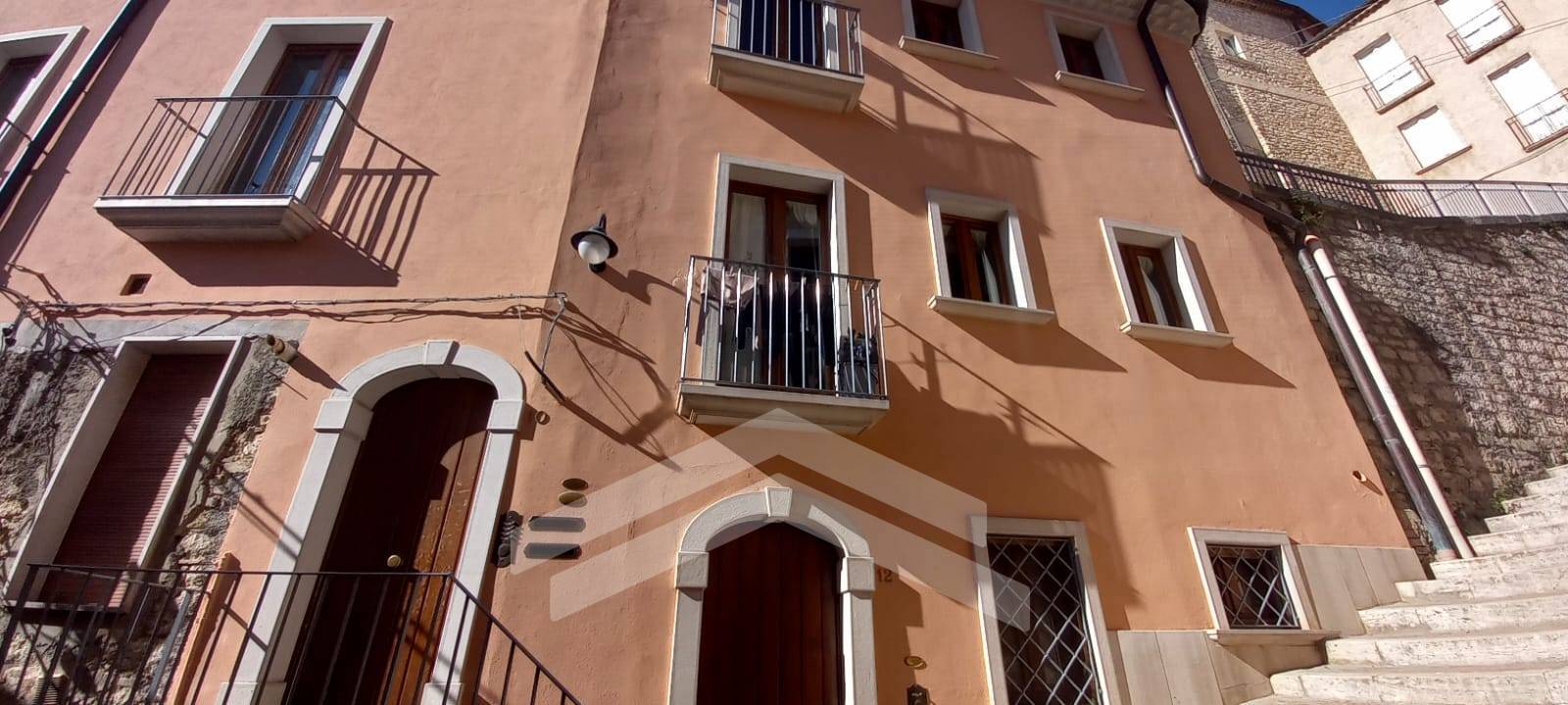 Palazzo in vendita a Campobasso (CB)