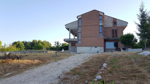 Villa singola in Vendita a Oratino