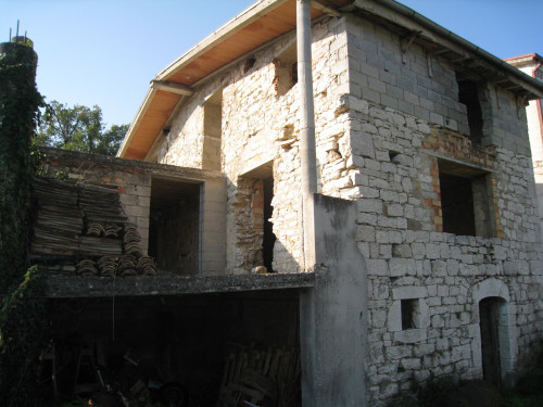 Fabbricato in Vendita a Baranello