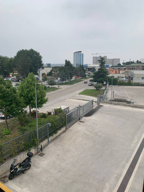 Locale commerciale in affitto a Campobasso