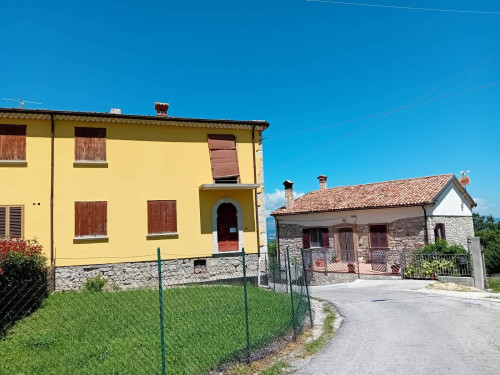 Villa bifamiliare in vendita a Guardiaregia
