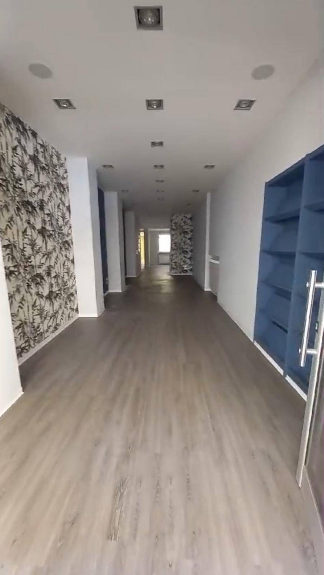 Locale commerciale in affitto a Campobasso