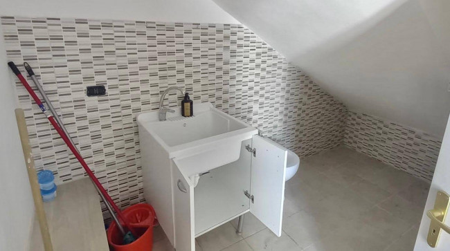 Locale commerciale in affitto a Campobasso