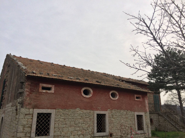 Casale in vendita a Riccia